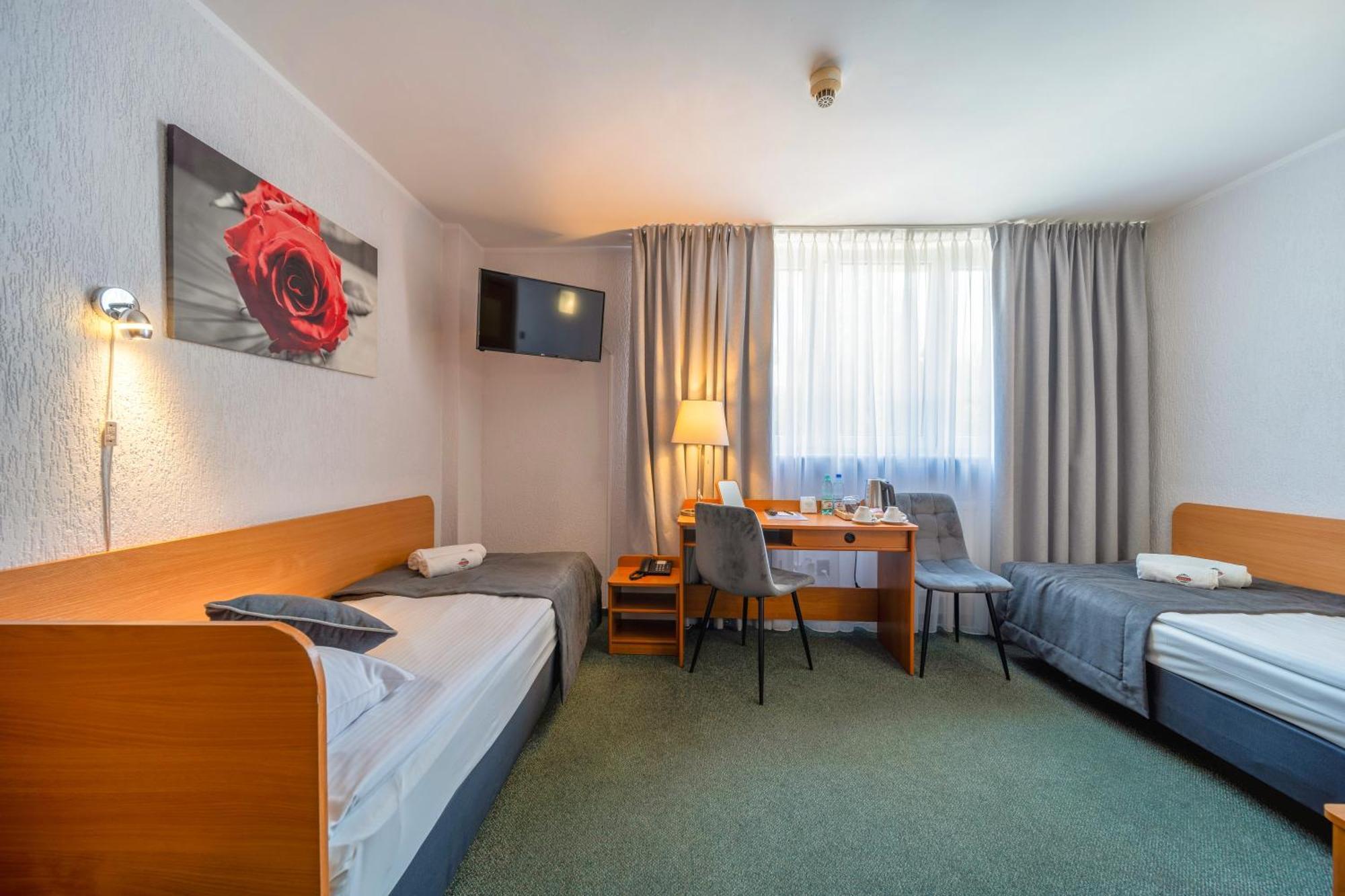 Hotel Gromada Poznań Extérieur photo