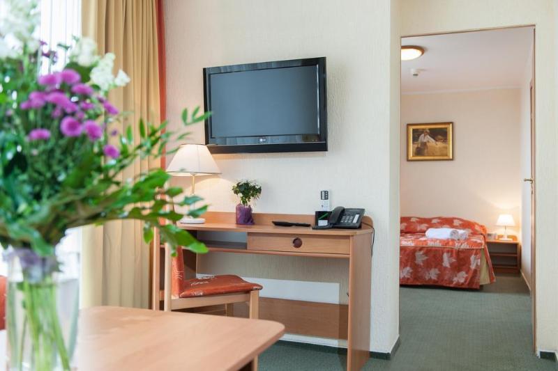 Hotel Gromada Poznań Extérieur photo